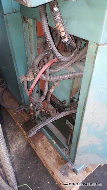 Přímočaré dělicí zařízení QDP 250/100 (4 - QDP 300-100 (4).jpg)